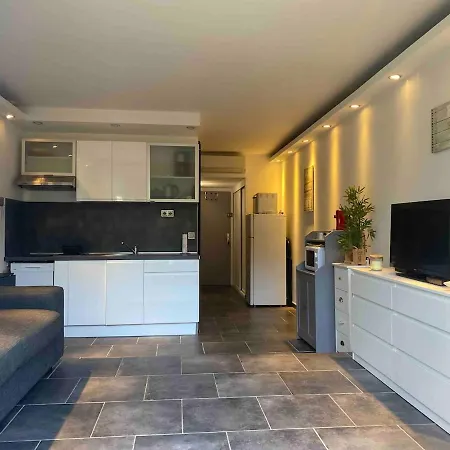 Apartment Au Bord De L'eau Le Grau-du-Roi